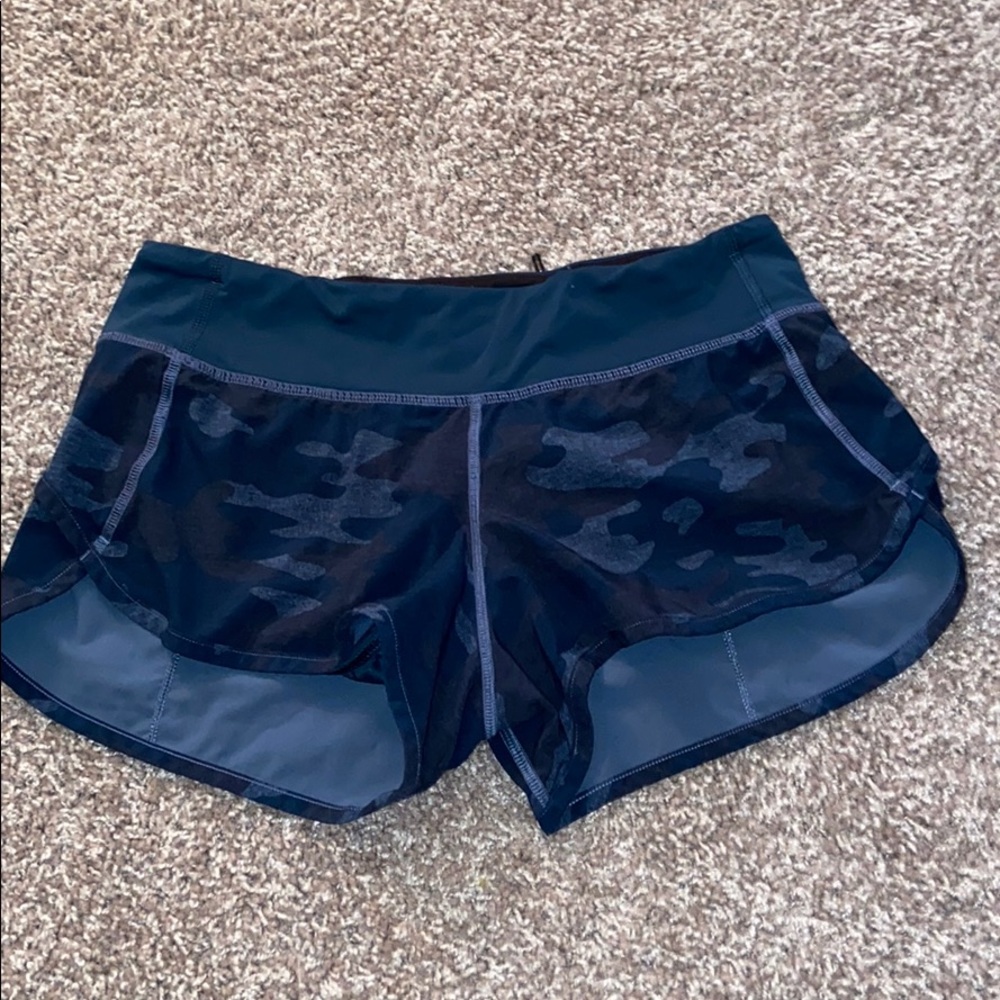 Navy camo lululemon shorts